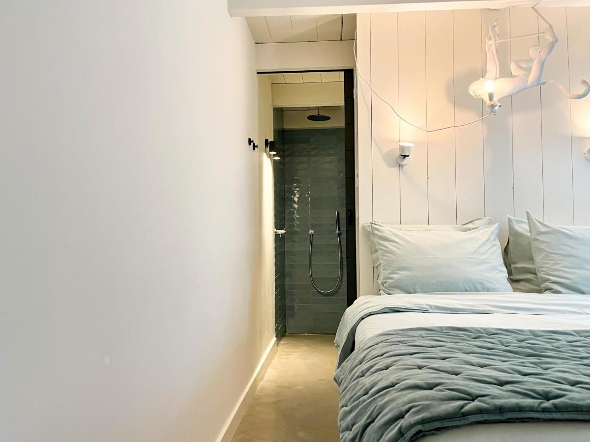 B&B 'T Gasthuysje Доккум Экстерьер фото