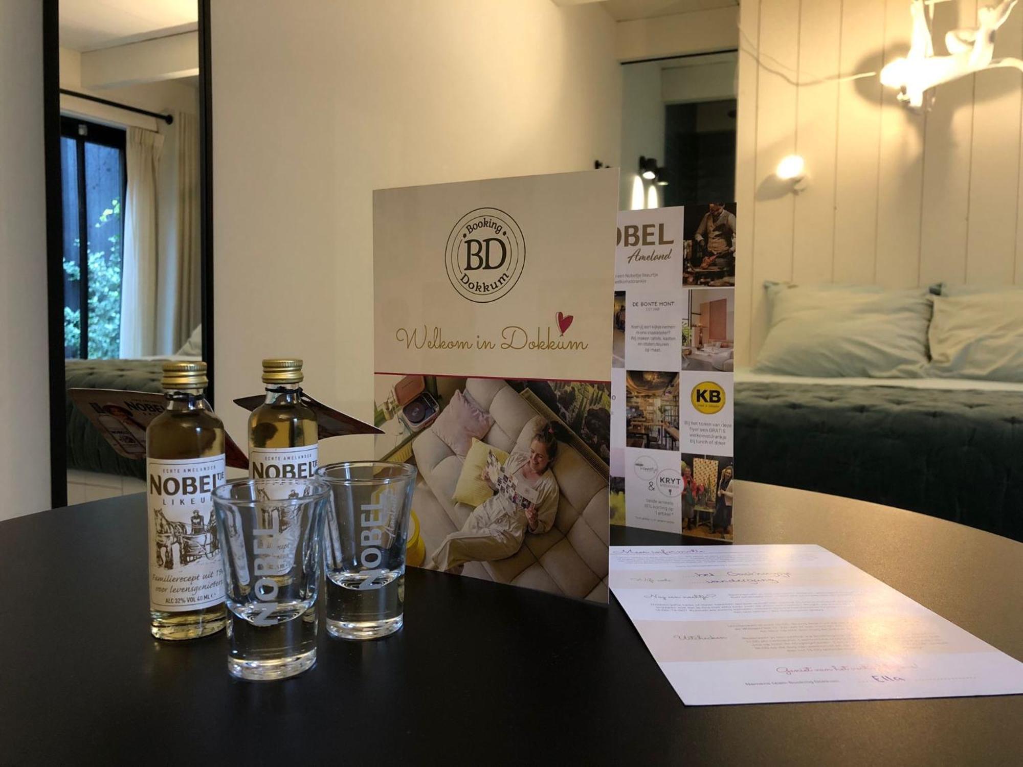 B&B 'T Gasthuysje Доккум Экстерьер фото